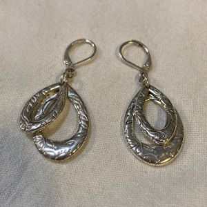 Dangle earrings